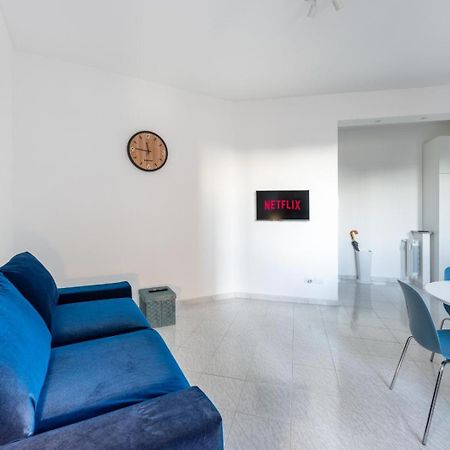 Dreams Little Apartment - M5 Station - Near Center ميلان المظهر الخارجي الصورة